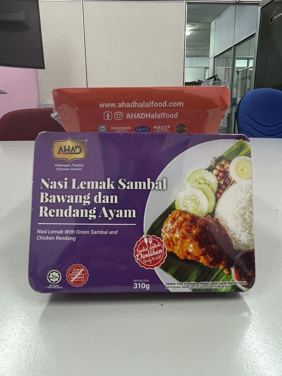 AHAD RTE Nasi Lemak Sambal Bawang dan Rendang Ayam / Nasi Lemak with Onion Sambal and Chicken Rendang